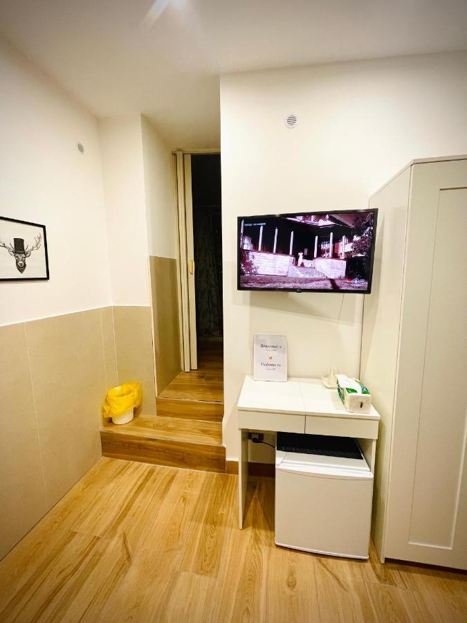 Chiaia175 Hotel เนเปิลส์ ภายนอก รูปภาพ